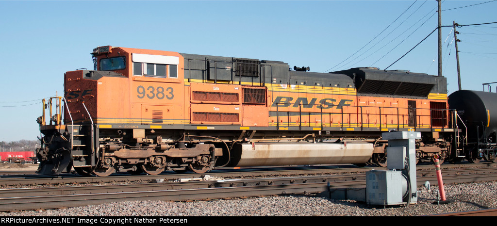 BNSF 9383